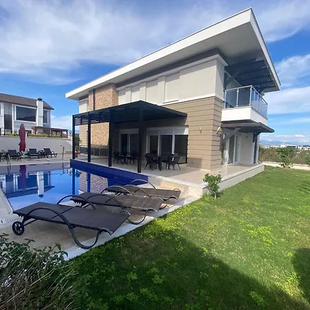 Luxury Private Villa In Side